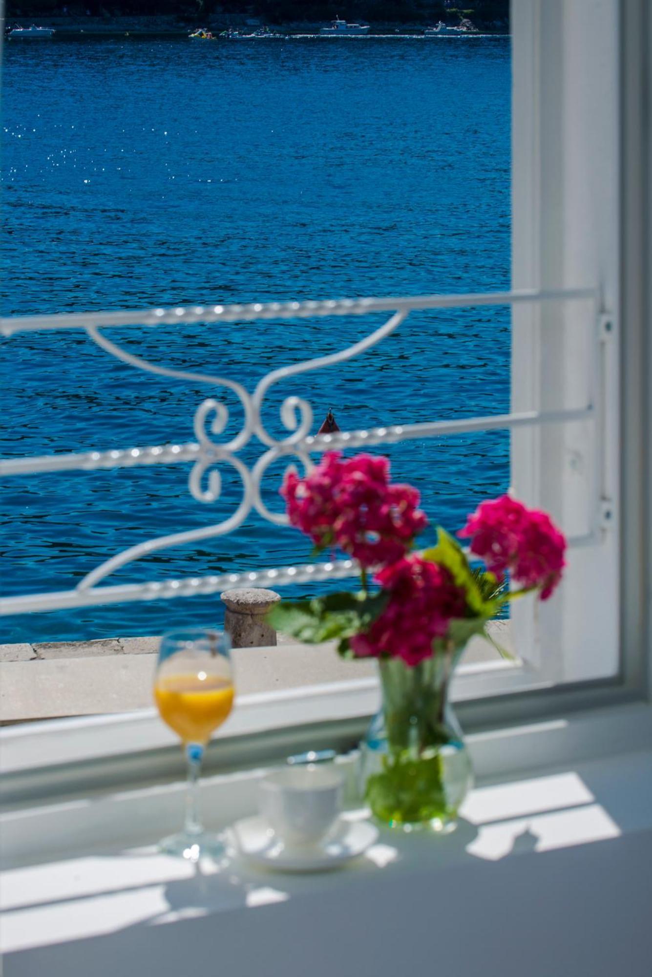 La Porta 3,Seaview Apartment In The Center Cavtat Kültér fotó